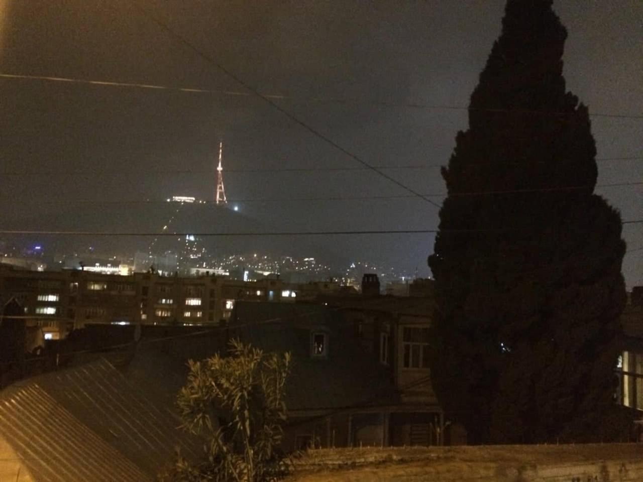 Blossom hostel Tbilisi Eksteriør bilde