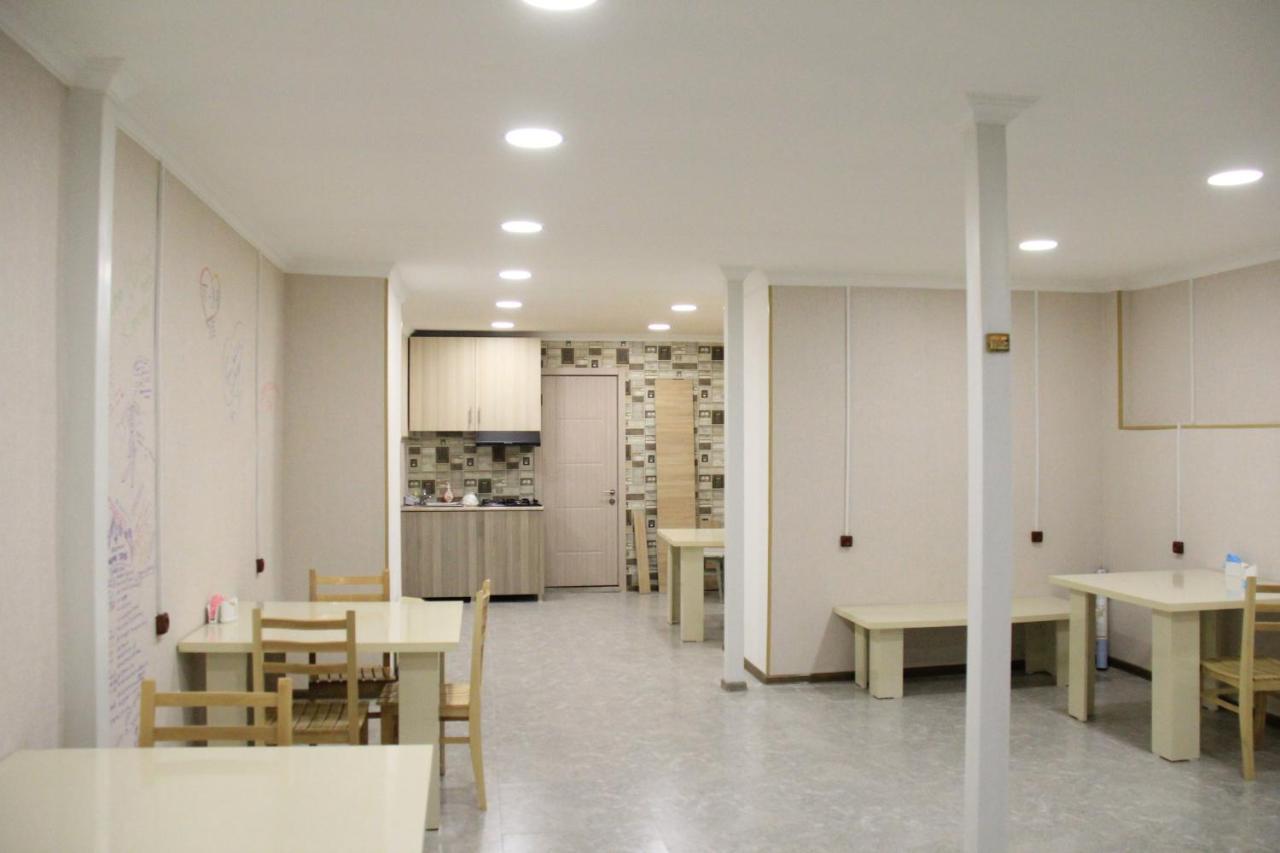 Blossom hostel Tbilisi Eksteriør bilde